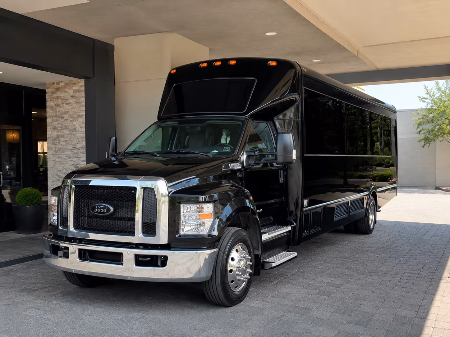 Arvada Homecoming & Prom Party Bus Rentals