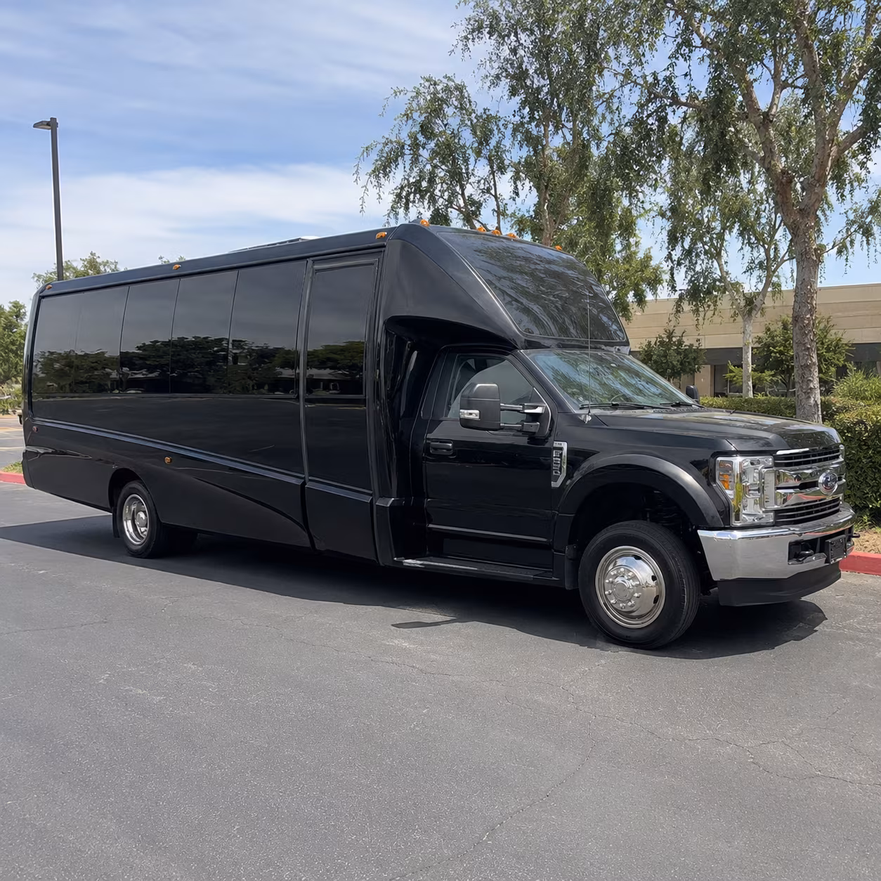 Boulder Winery Tour & Pub Crawl Transportation