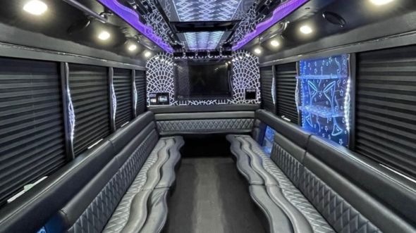 greeley 20 passenger party bus